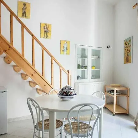 Donna Sara - In Corte Amalfitana *